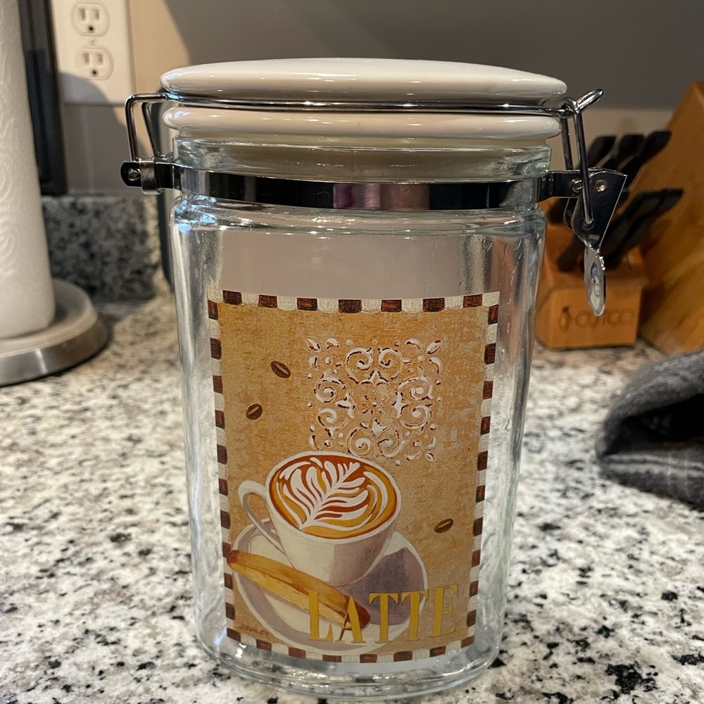 Latte glass storage container